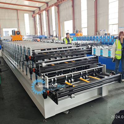 Máquina de corte hidráulica de telhado de três camadas corrugada Tr4 Tr5 para o Peru