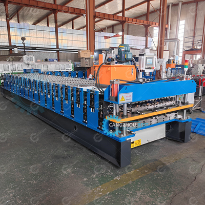 Máquina de fabricação de folhas onduladas de alta velocidade e folhas trapezoidais para cortador de serras voadoras de perfis