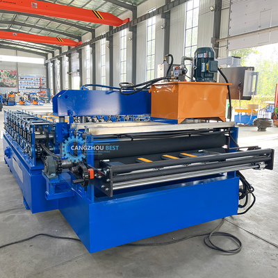 Mudança automática de tamanho PU Liner Profil de aço Roof Sheet Roll Forming Machine Para 0,3-0,8mm