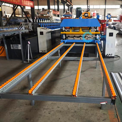 Máquina automática de moldagem de rolos de chapas de telhado de perfis de aço cortados PPGI GI