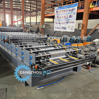 Controle PLC de aço colorido Três funções Máquina de formação de rolos de folhas de roagem de camada tripla