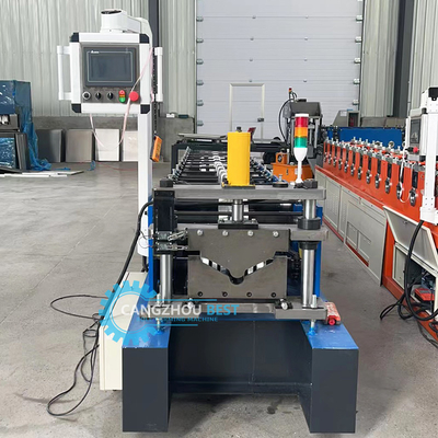 Máquina de moldagem de perfis de calhas de chuva galvanizadas com controle PLC