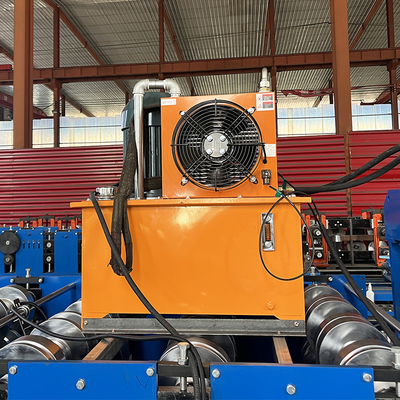 Material Espessura 1,2 mm Máquina de moldagem de rolos de folhas de revestimento de controle PLC