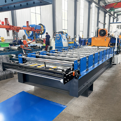 Máquina de moldagem de rolos de telhas de telhado de metal controlada por PLC