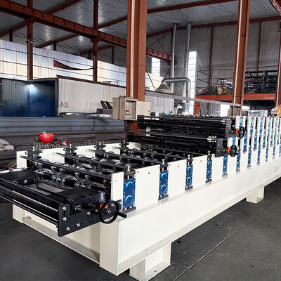 Perfil de aço de três camadas Tile&amp;Corrugated&amp;IBR Sheets Roll Forming Machine Line