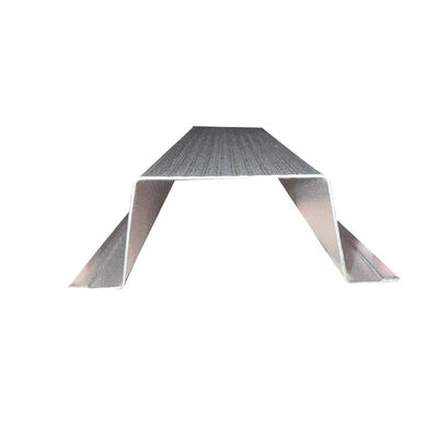 Máquina formadora de rolo de perfil Omega de aço de alta velocidade com corte voador personalizado